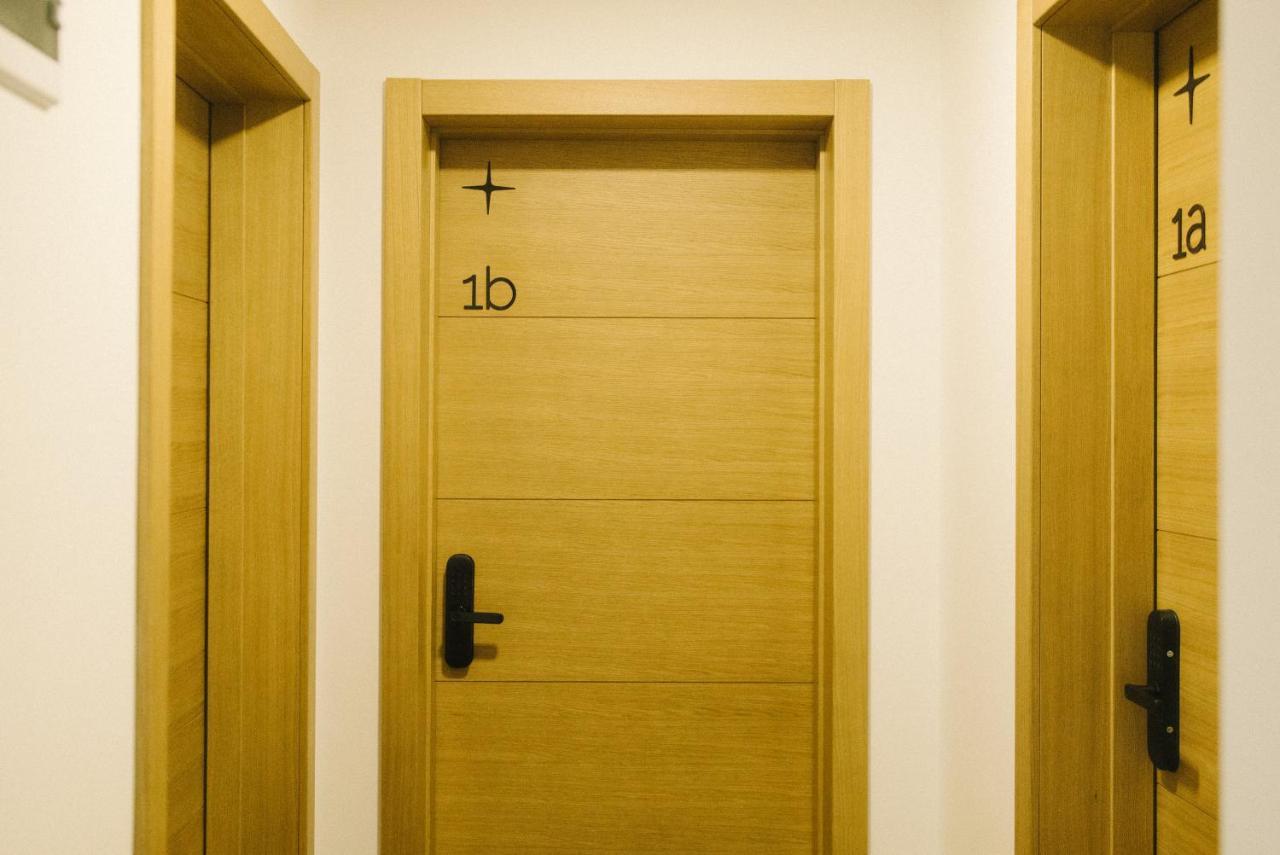 Meebo Apartments Новий Сад Екстер'єр фото