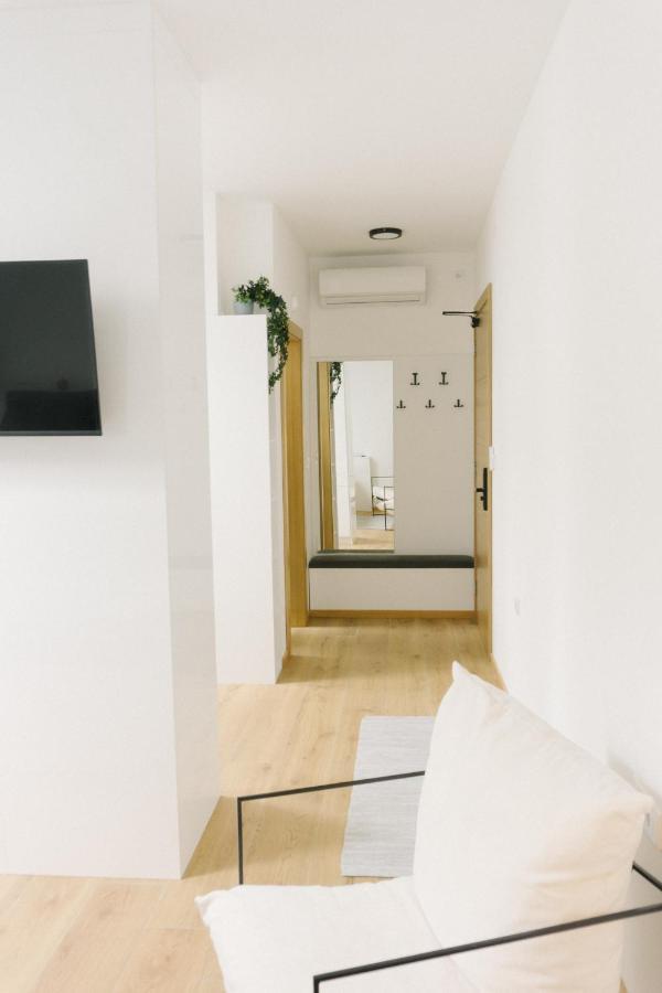 Meebo Apartments Новий Сад Екстер'єр фото